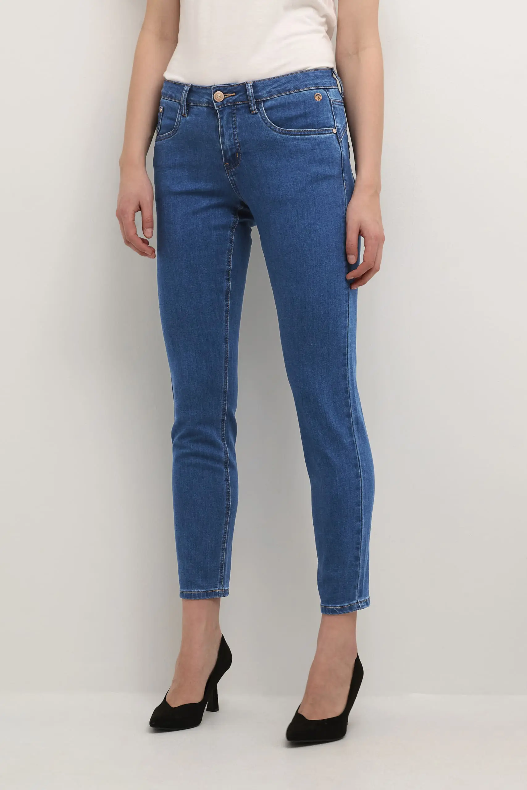 10609566 100116 500 scaled