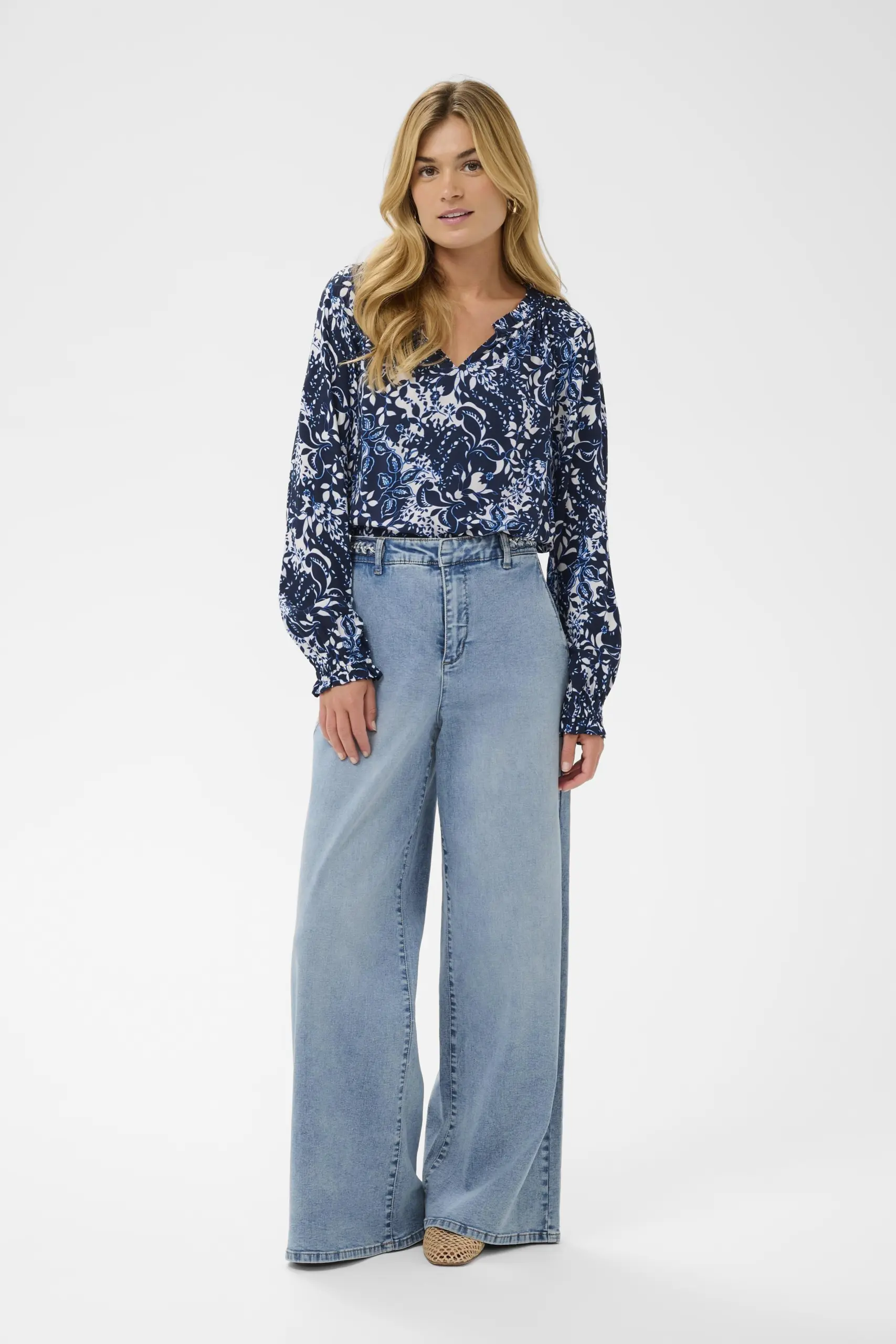 10615068 109159 400 scaled