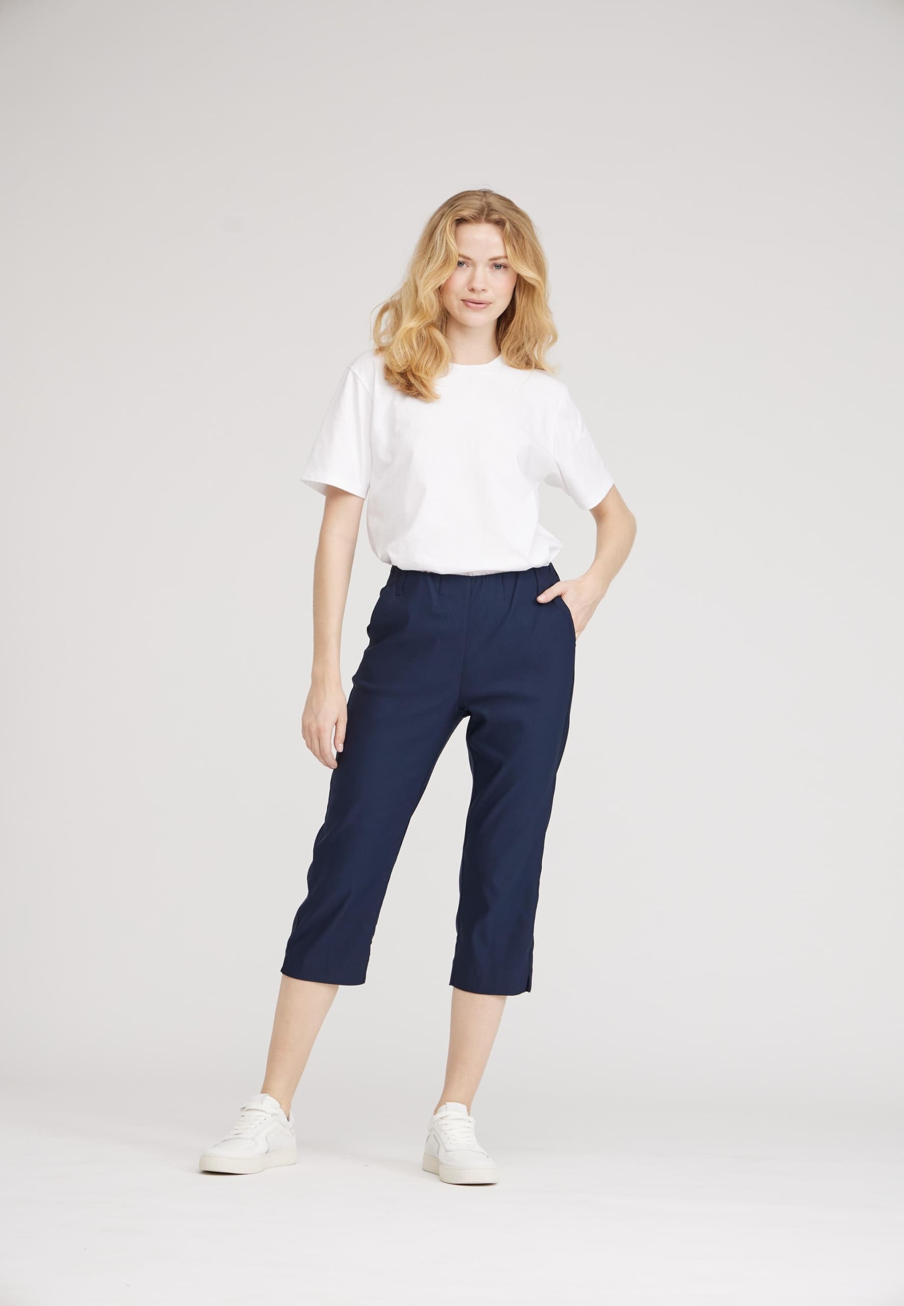100565 49000 Navy Extra 4 scaled