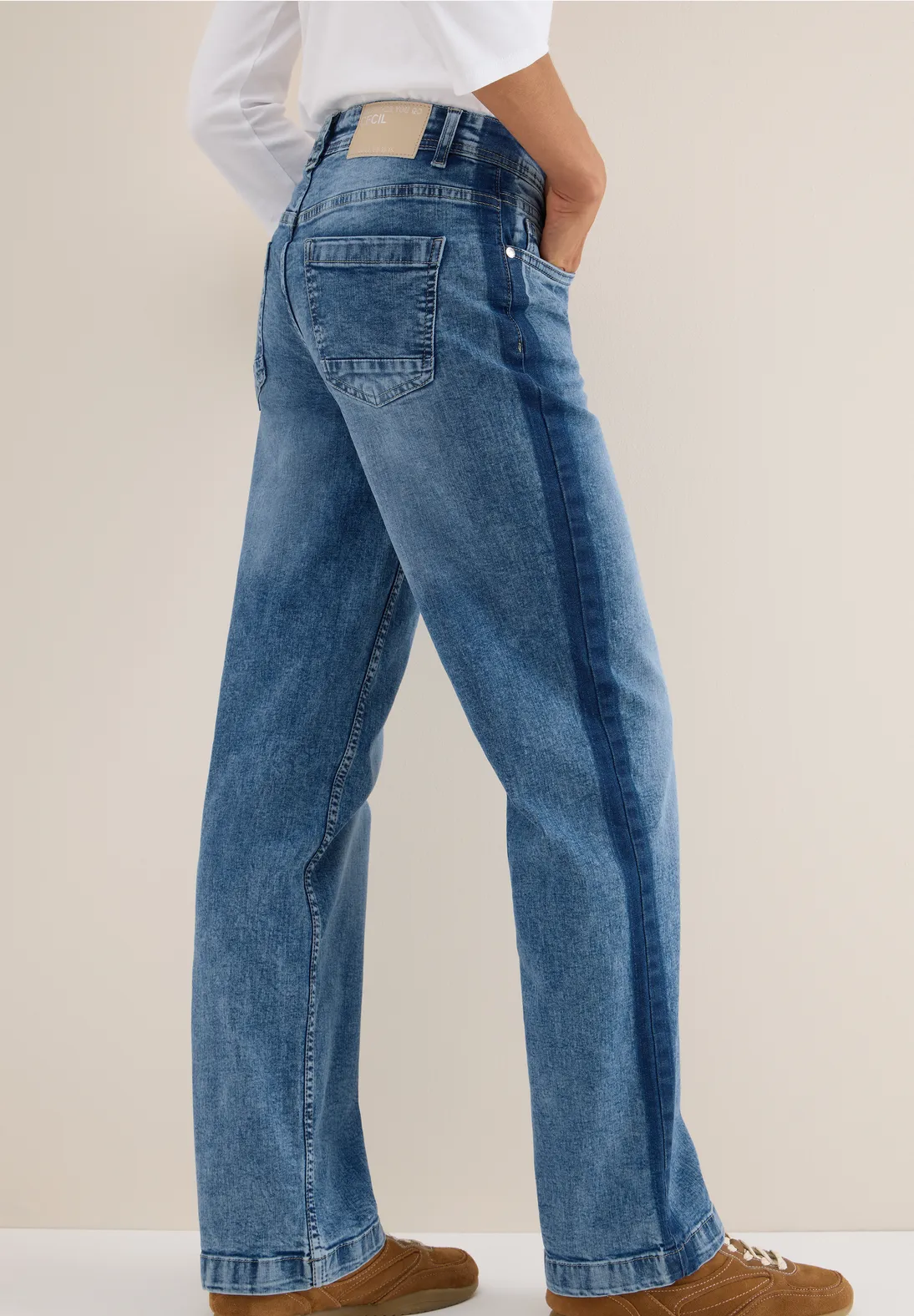 Jeansbyxa Neele Straight - Cecil 2 Jeansbyxa Neele Straight - Cecil - Bild 2