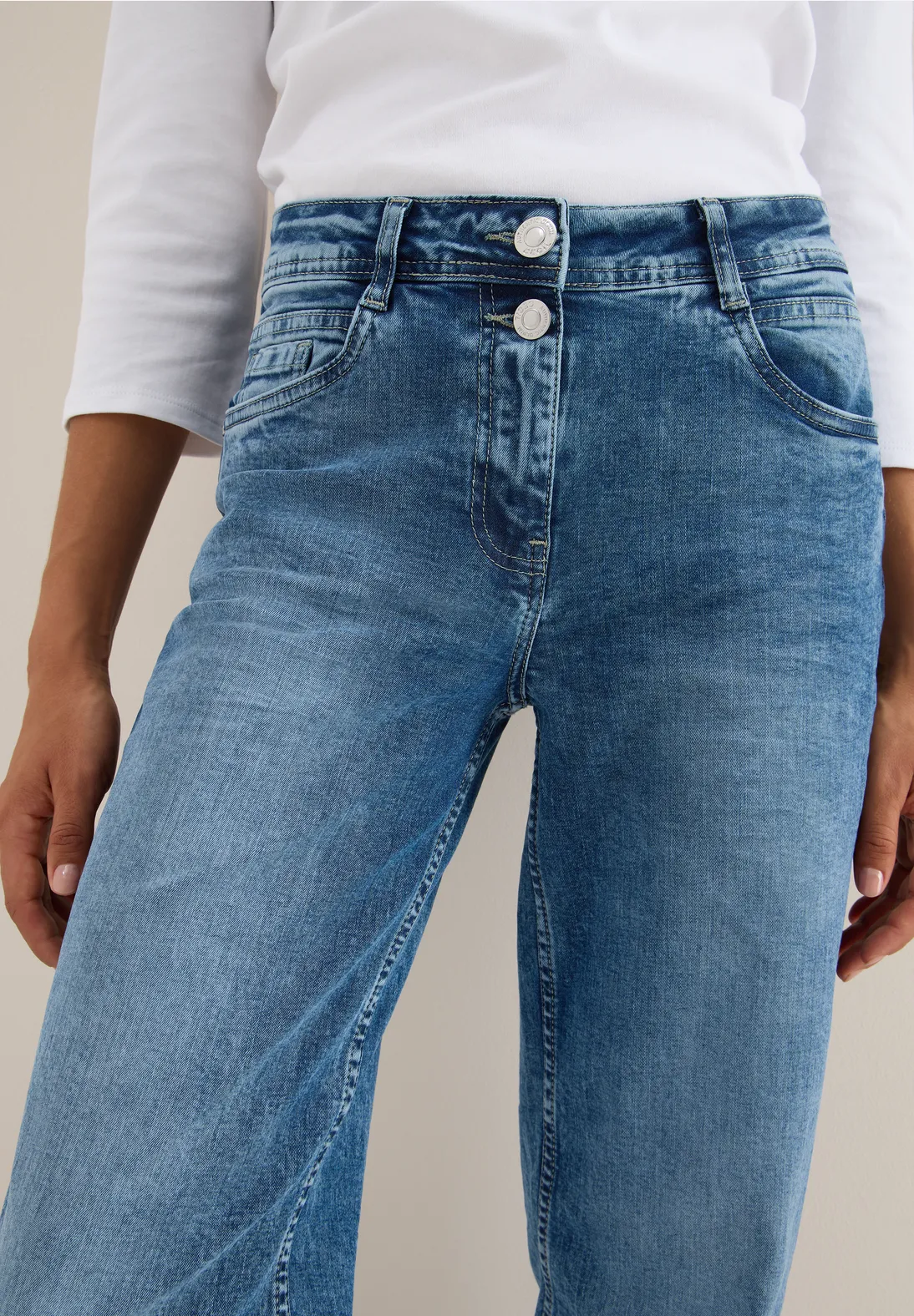 Jeansbyxa Neele Straight - Cecil 3 Jeansbyxa Neele Straight - Cecil - Bild 3