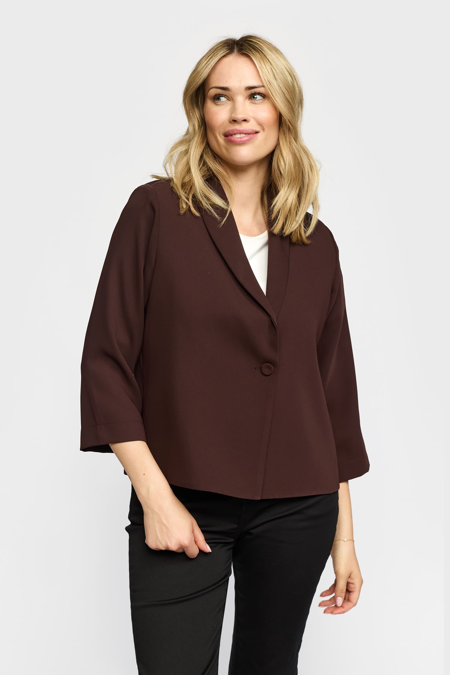 1012653 704 BROWN Extra 1